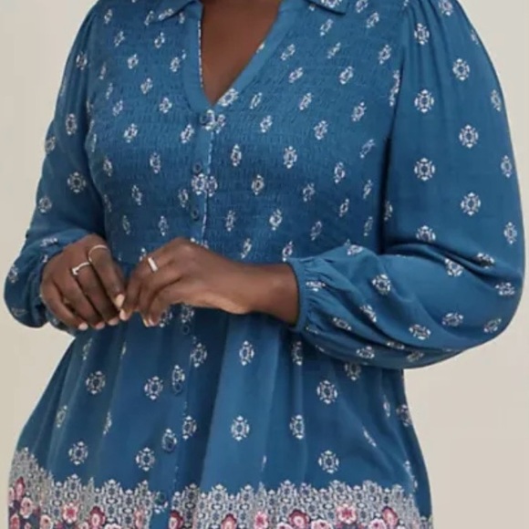 NWT Baby Doll Smocked Long Sleeve Top, 1X - Picture 3 of 8